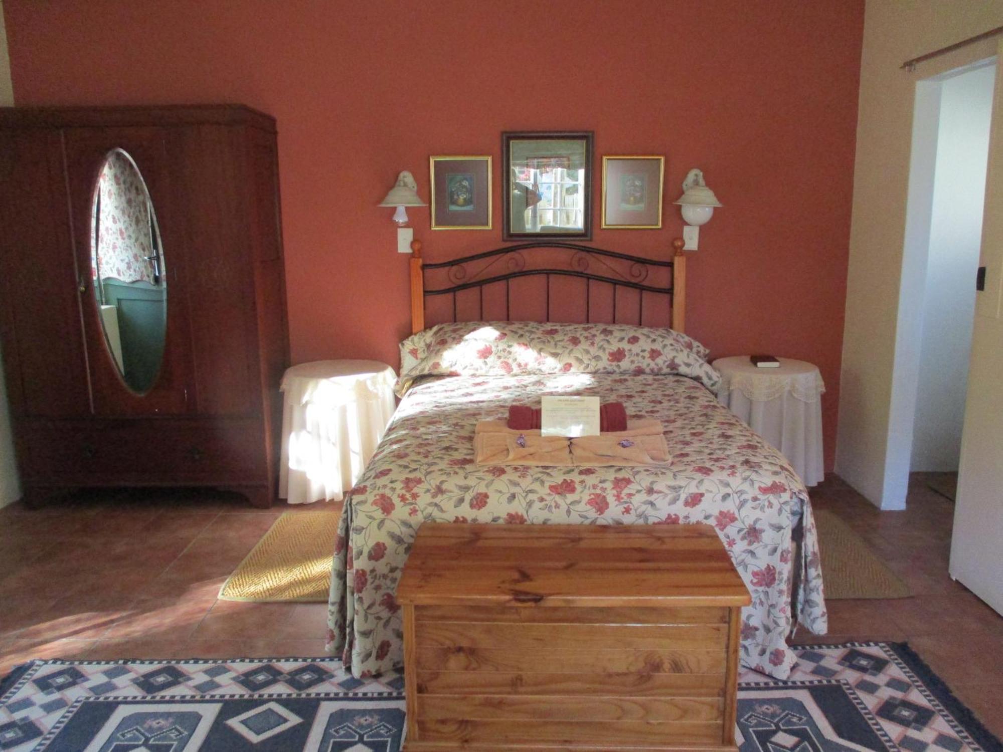 Van Rhyn Guest House Vanrhynsdorp Ngoại thất bức ảnh